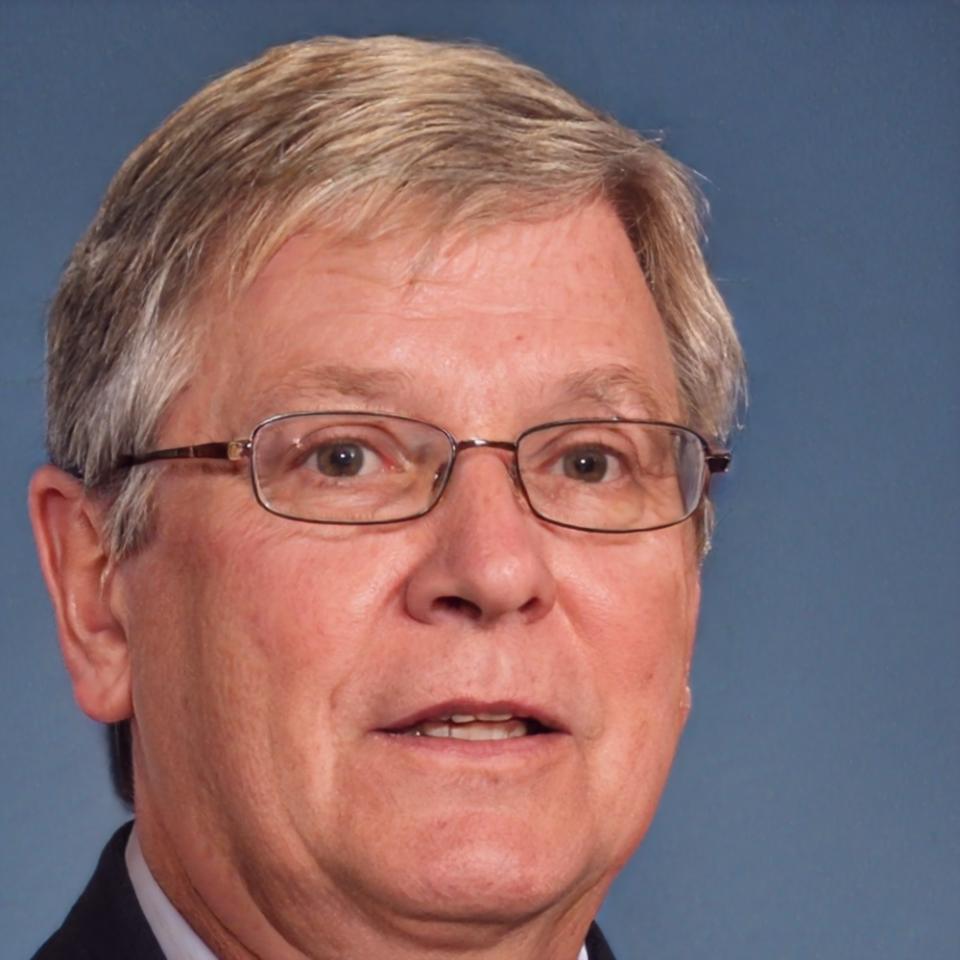 Portrait d'Augustin Lavoie, expert en systèmes hybrides